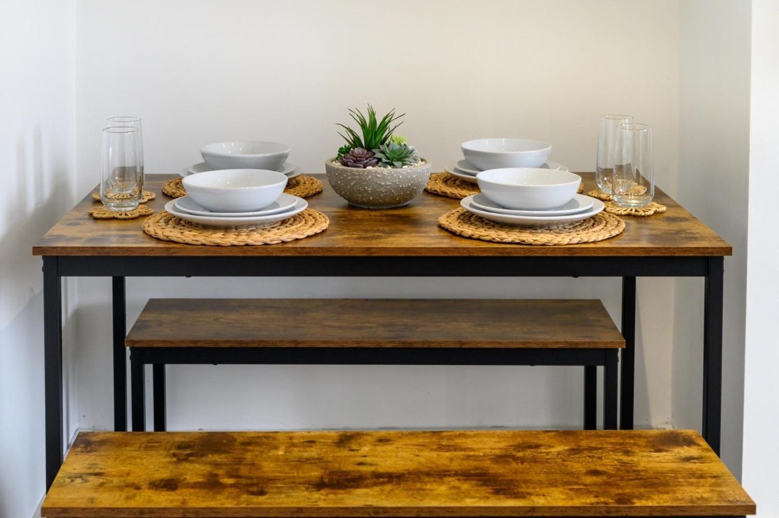 Home In West Yorkshire, Close To Leeds City Center, Sleeps 3! Batley Buitenkant foto