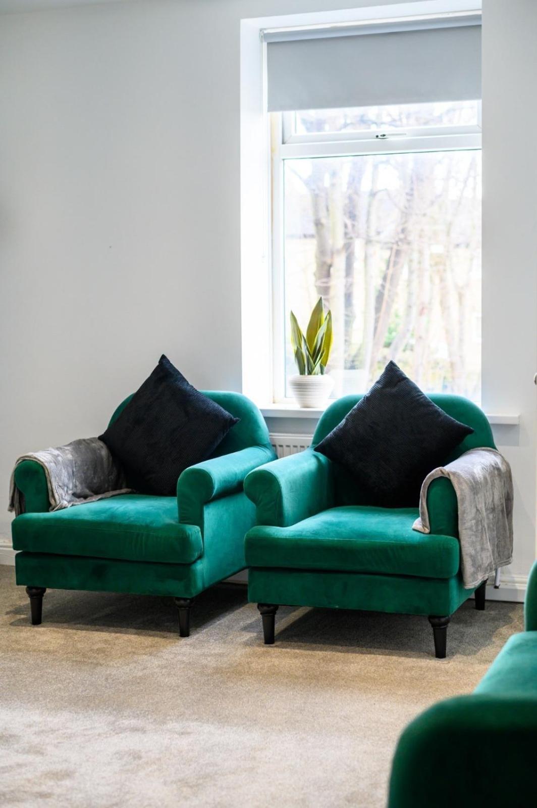Home In West Yorkshire, Close To Leeds City Center, Sleeps 3! Batley Buitenkant foto